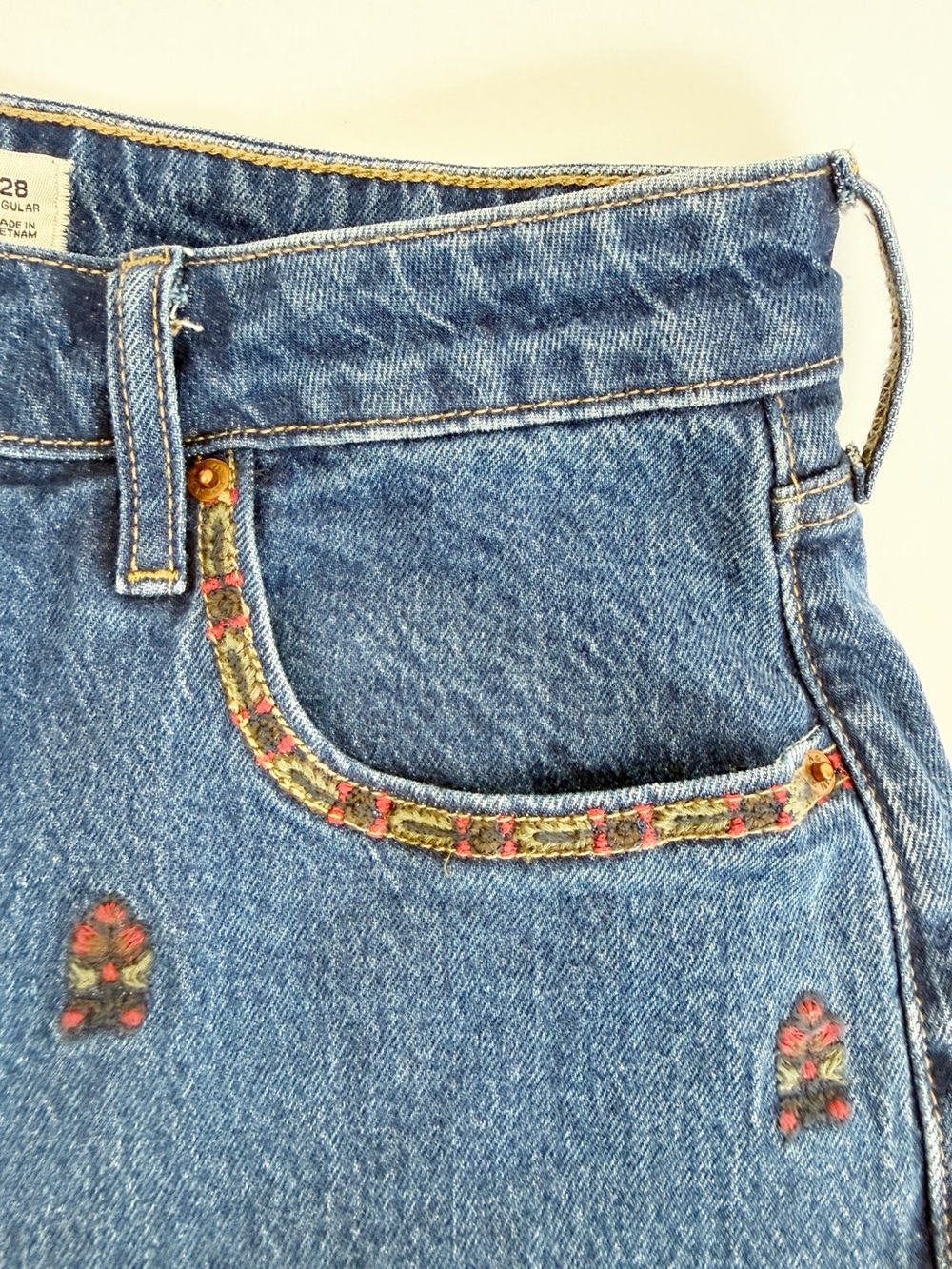 Abercrombie & Fitch High Rise 90s Relaxed Floral Embroidered Jeans Curve Love - Picture 10 of 16